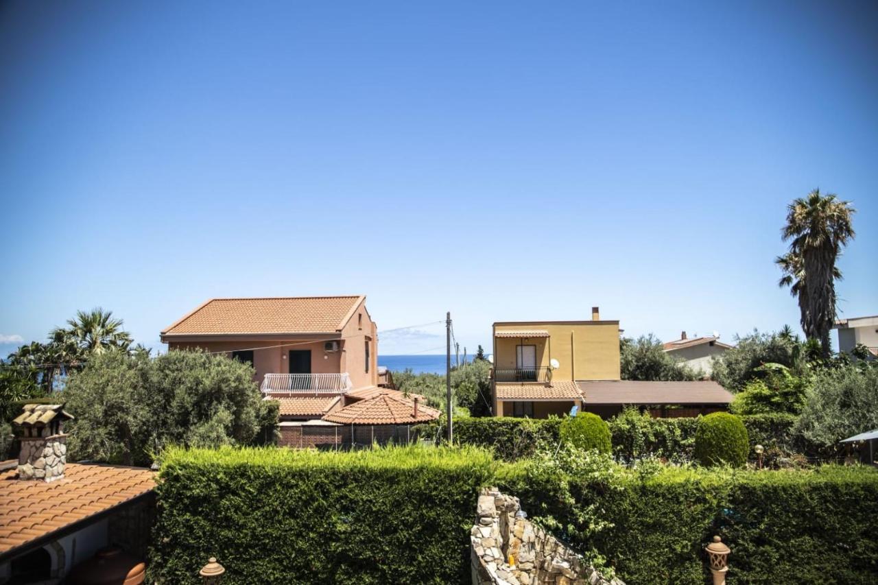 LUXURY VILLA WITH PRIVATE POOL AND PRIVATE GARDENS - Dimora Fanale Altavilla Milicia Esterno foto