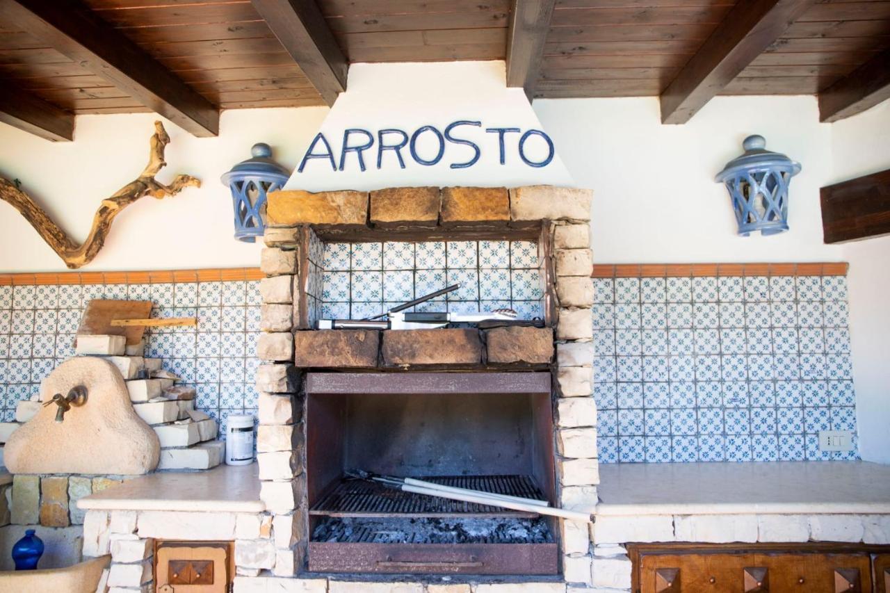LUXURY VILLA WITH PRIVATE POOL AND PRIVATE GARDENS - Dimora Fanale Altavilla Milicia Esterno foto