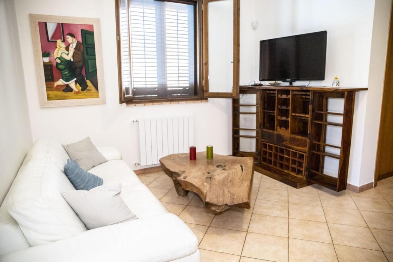 LUXURY VILLA WITH PRIVATE POOL AND PRIVATE GARDENS - Dimora Fanale Altavilla Milicia Esterno foto